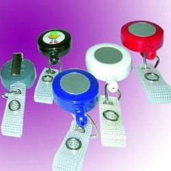 Ausweisjojo mit Aluminium-Einleger – Die perfekte Basis für Ihr Logo