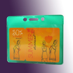 Ausweishülle mit farbiger Rückseite – 61 x 91 mm mit 3-Punkt-Lochung